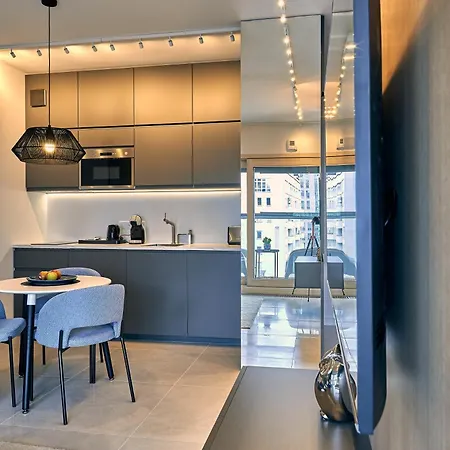 Mennica アパート *