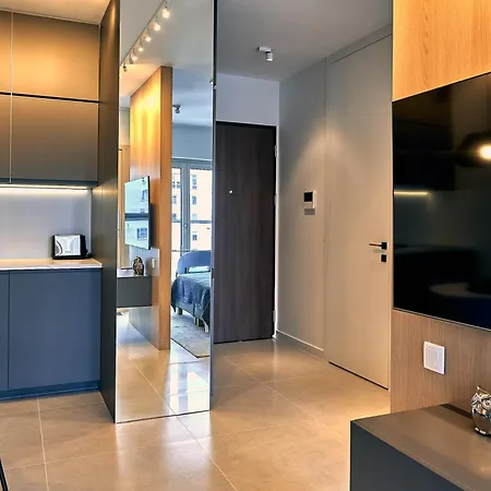 Mennica アパート ワルシャワ