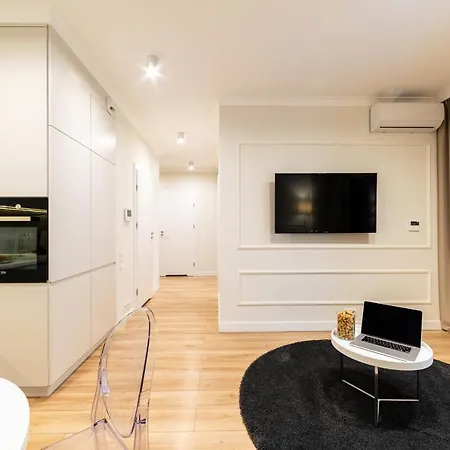 Mennica アパート *