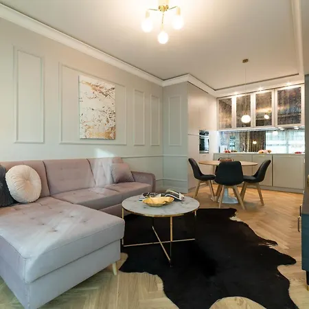 Mennica ワルシャワ